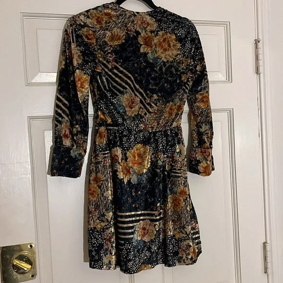 🤩🤩🤩 GORGEOUS ZARA FLORAL DRESS - Picture 6 of 6